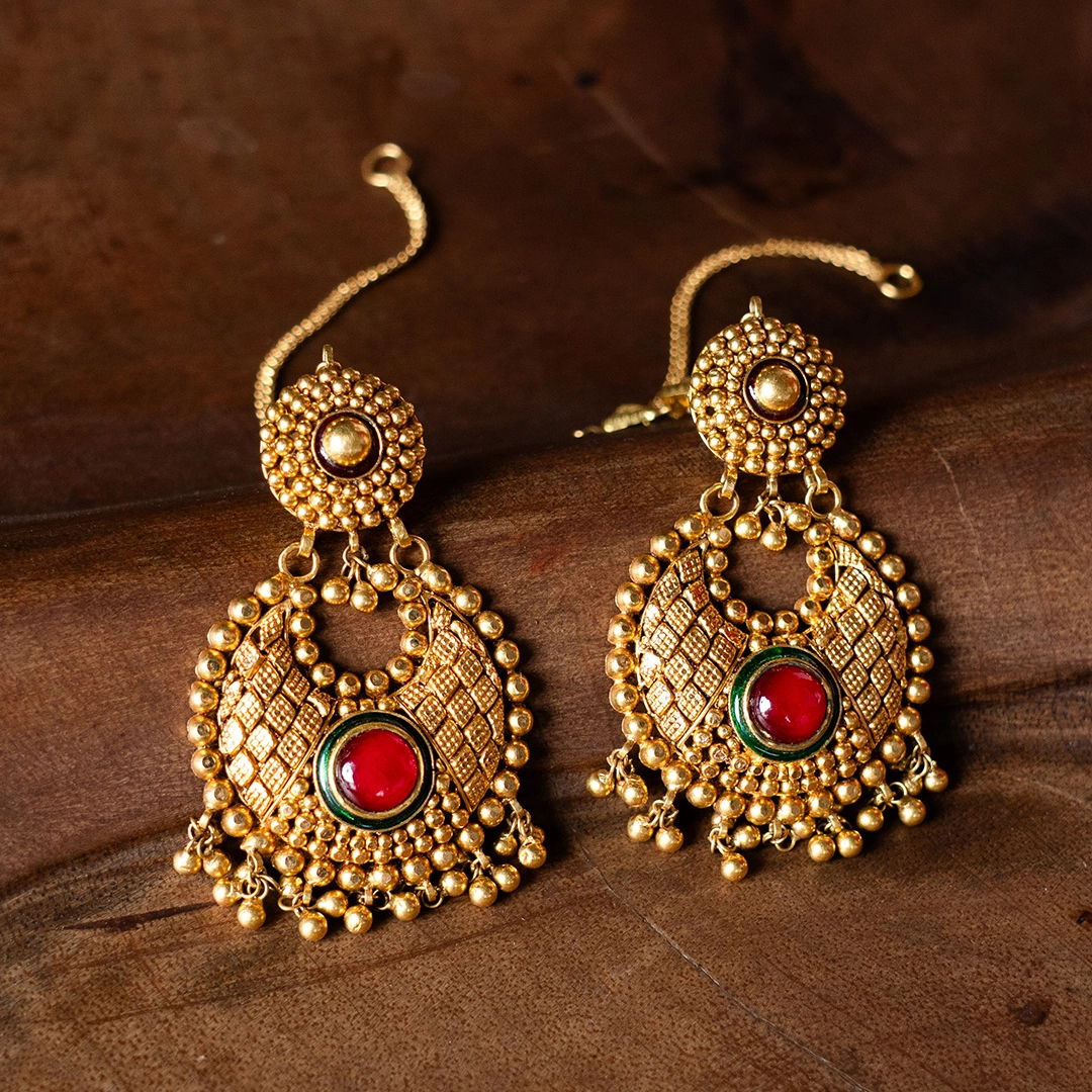 Earring 4